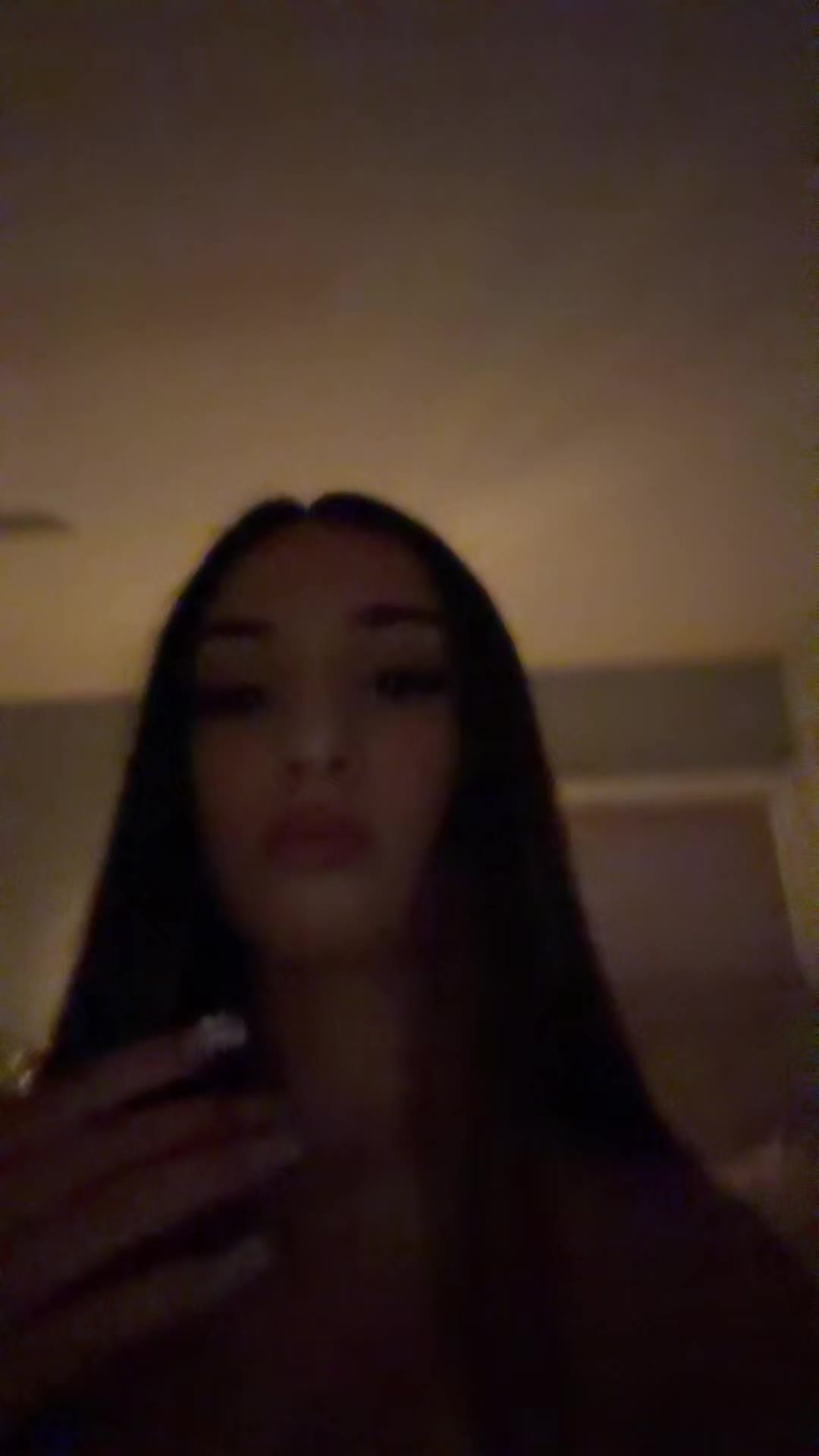 @𝒮𝑜𝓅𝒽𝒾𝒶💖
