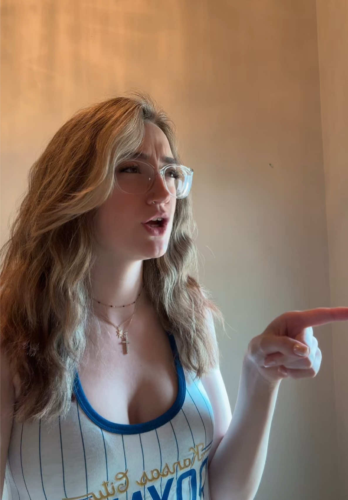 @𝘭𝘦𝘹𝘪 シ