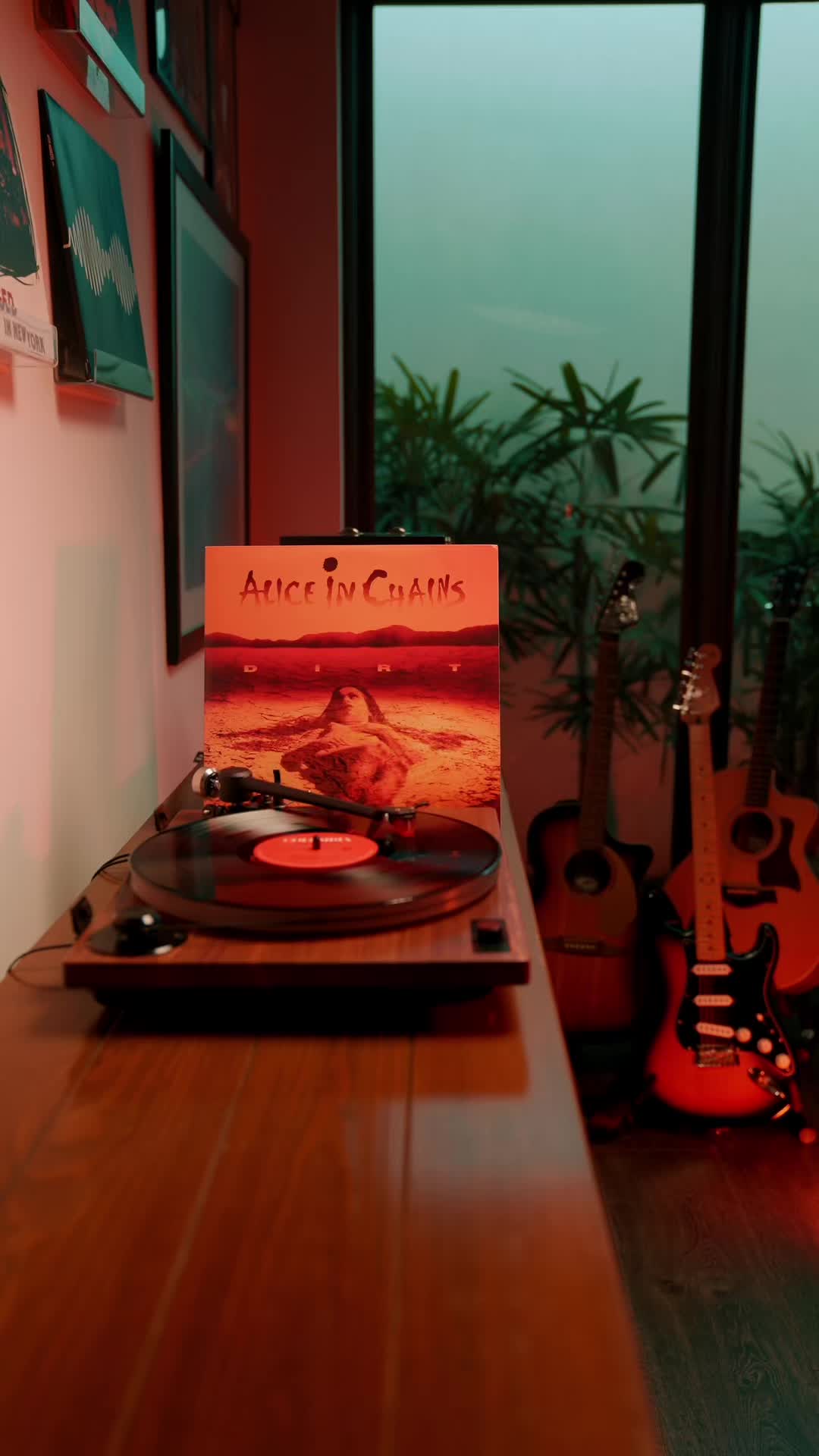 @Indie_music_vinyl