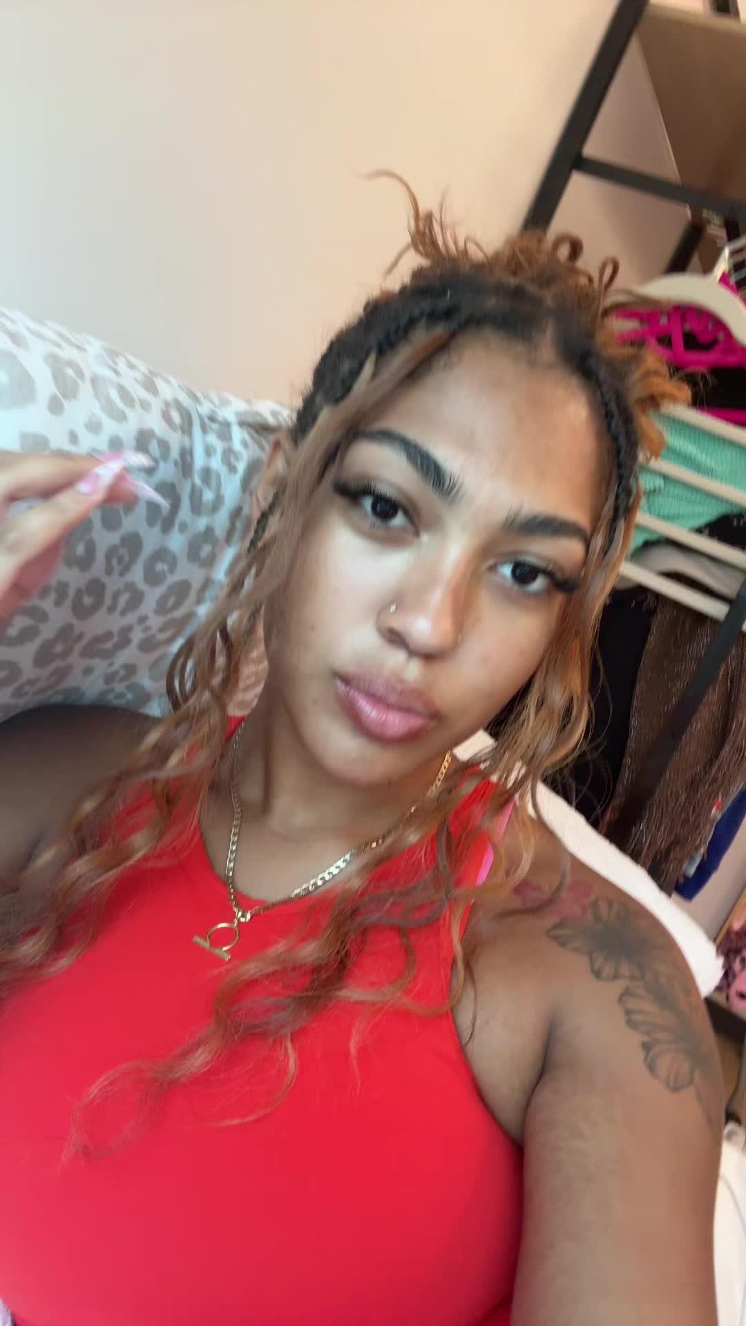 @😬💋