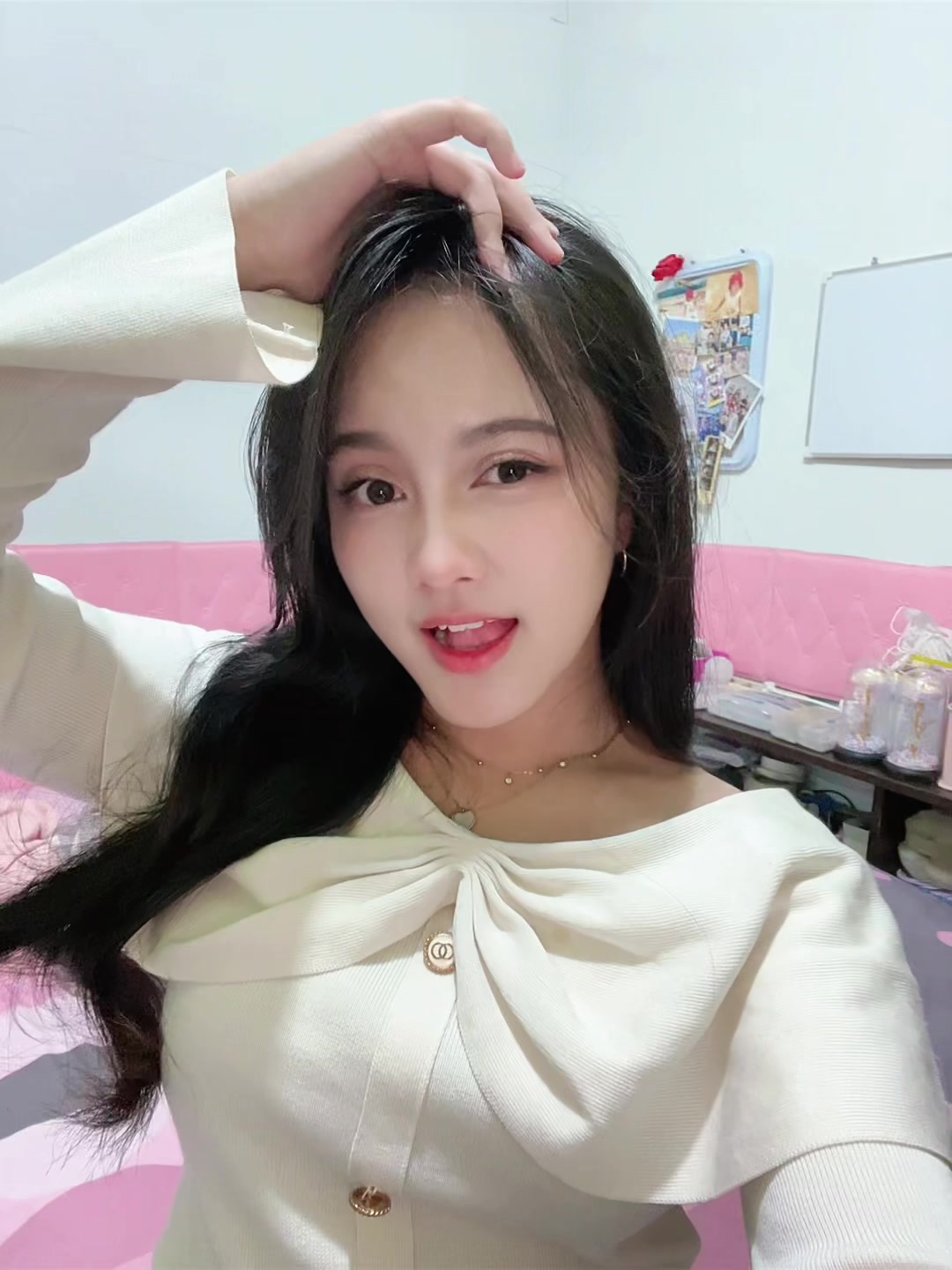@elytayojaa