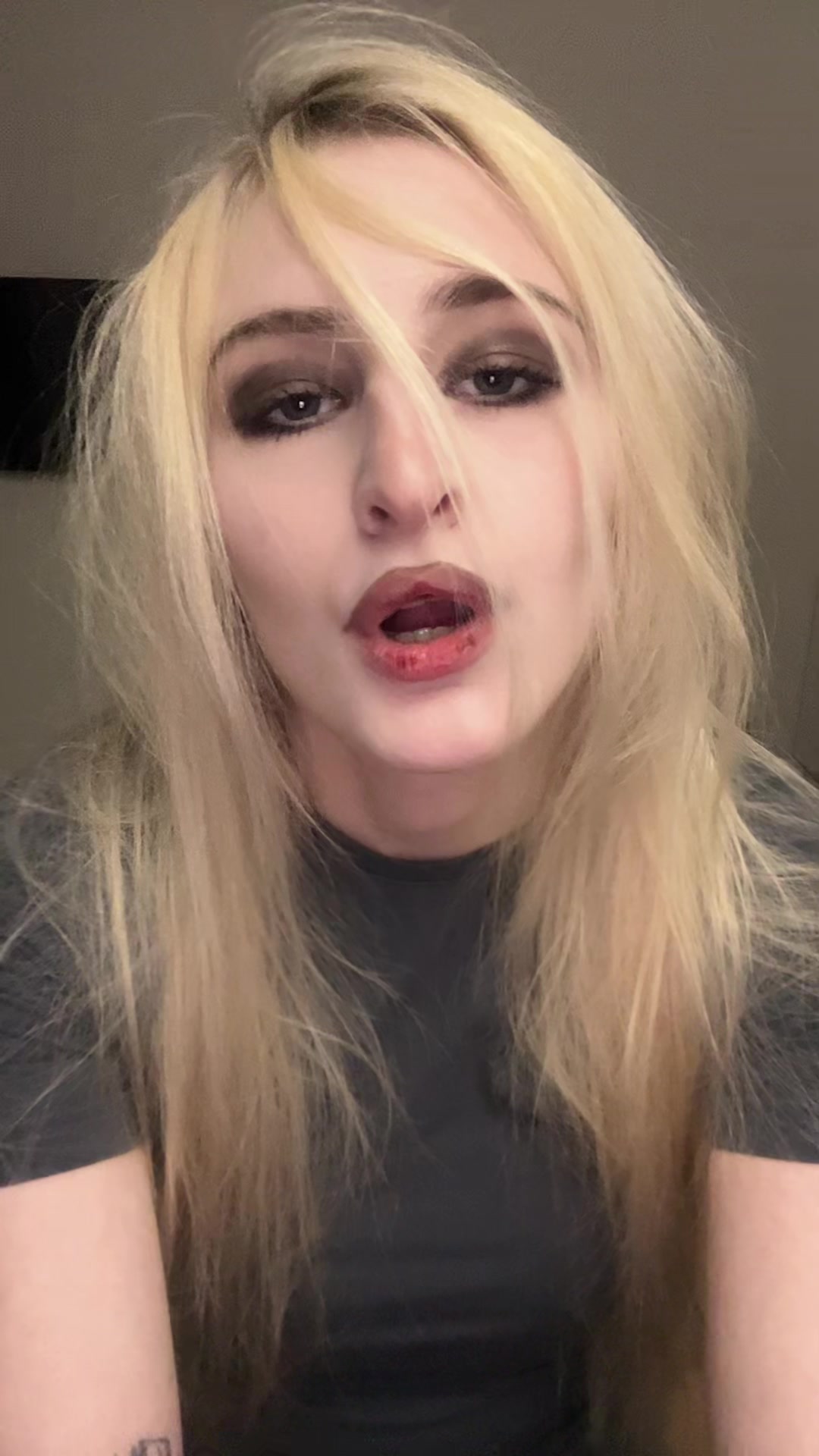 @kisswnnyc