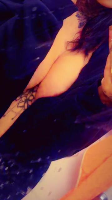 @laleonax3
