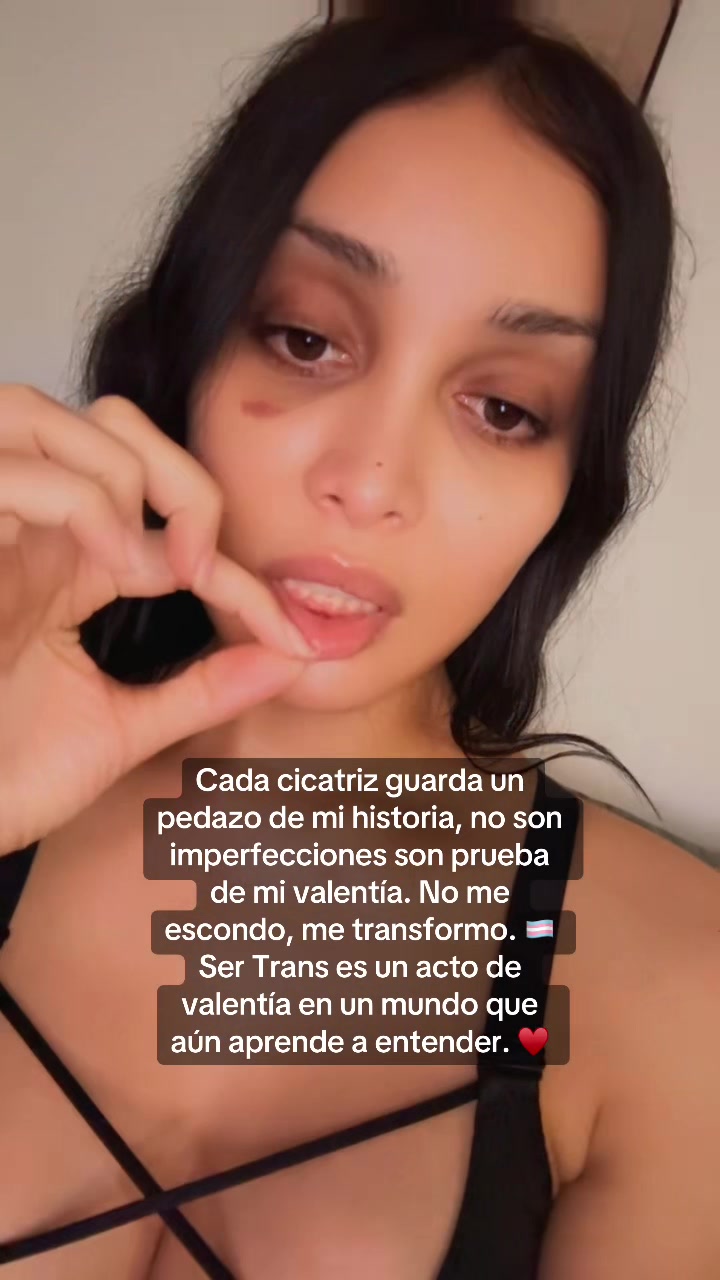 @Darlyn 🍭 La Bomb&oacute;n 🍭
