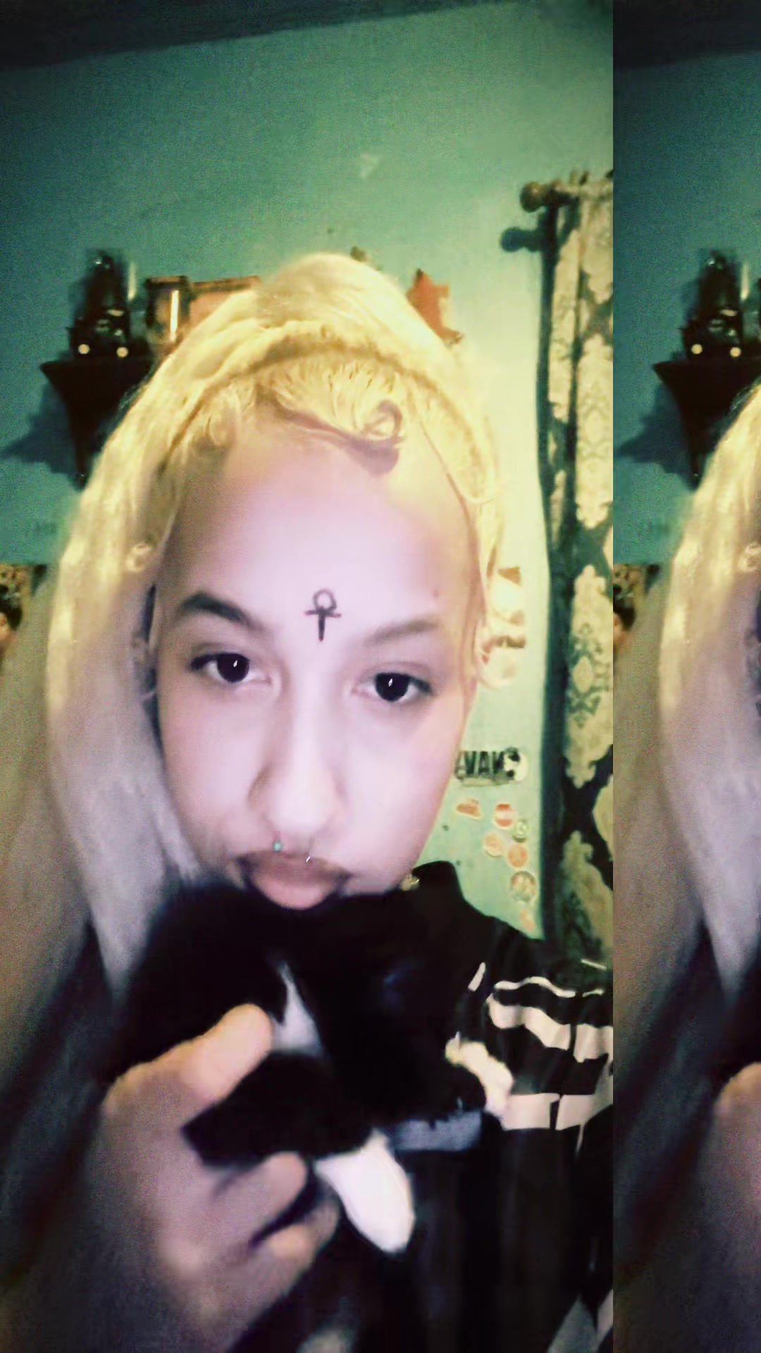 @🧿