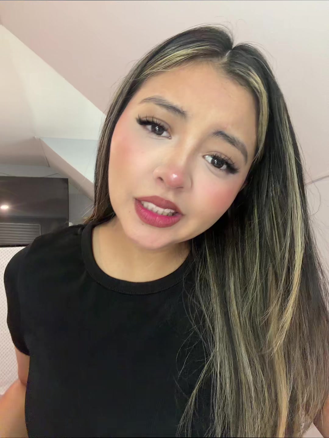 @Adi🎀