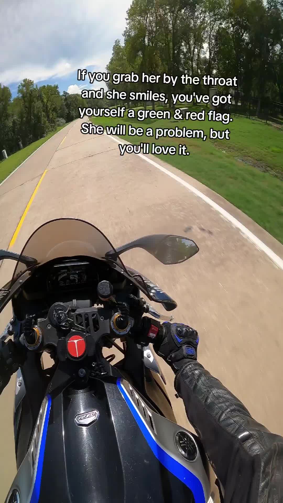 @Lakeshore Biker