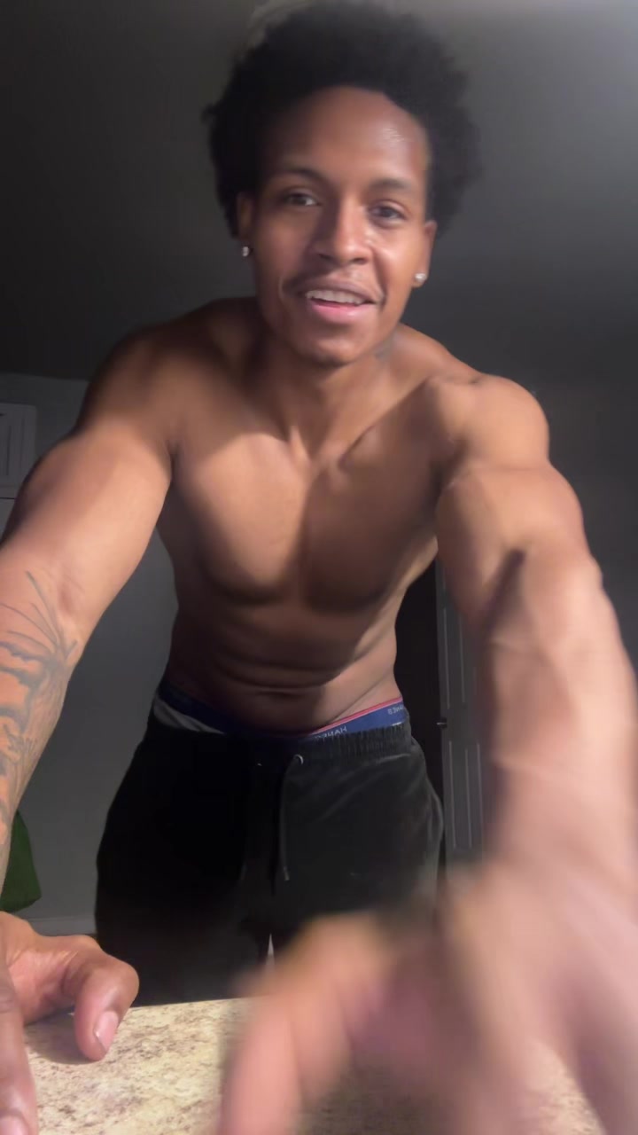 @LT