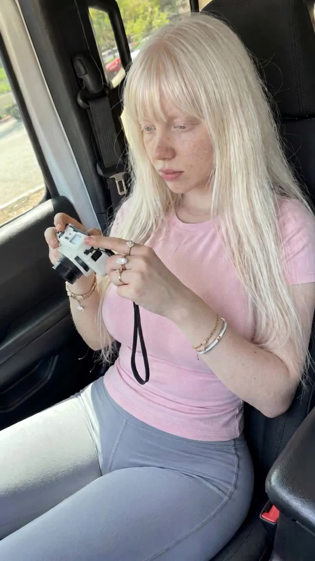 @alinaviktoria