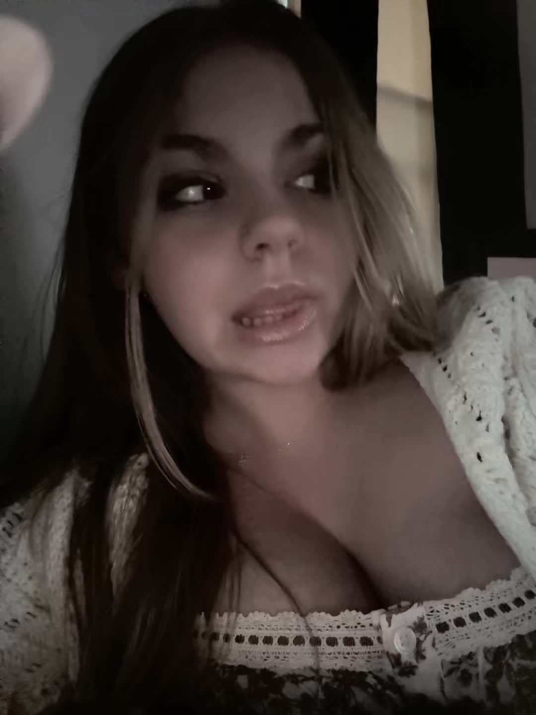@🤓