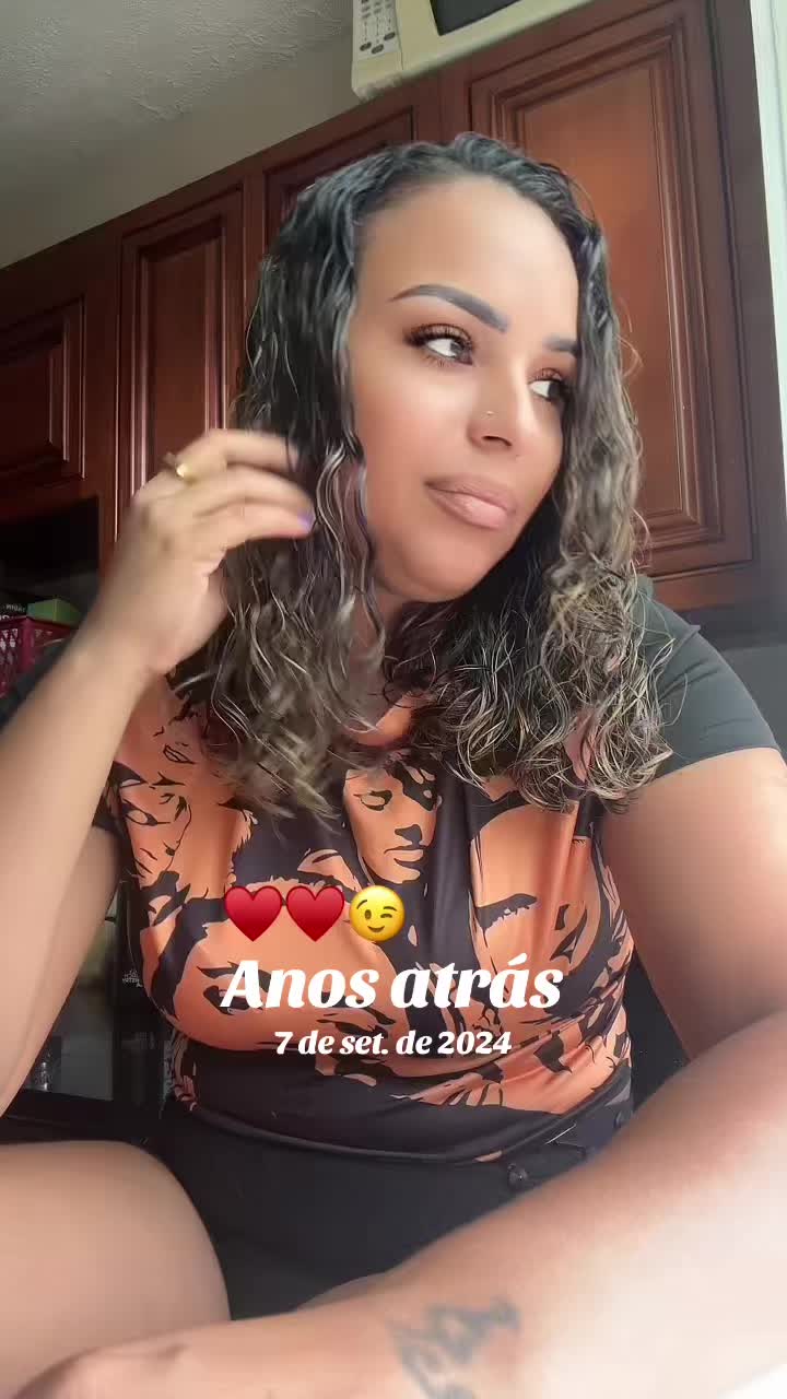 @Andressa 😉😚