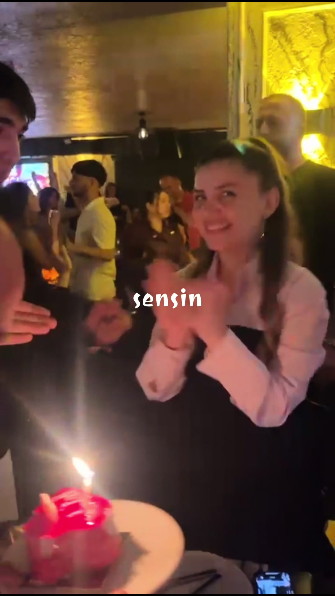 @Ülker Sakızcı