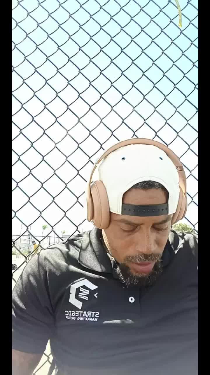 @💪🏾BeenHIMtv📺🚆