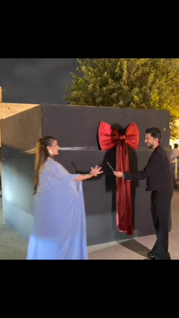 @Mr and Mrs Hussain tareen ♥️😍
