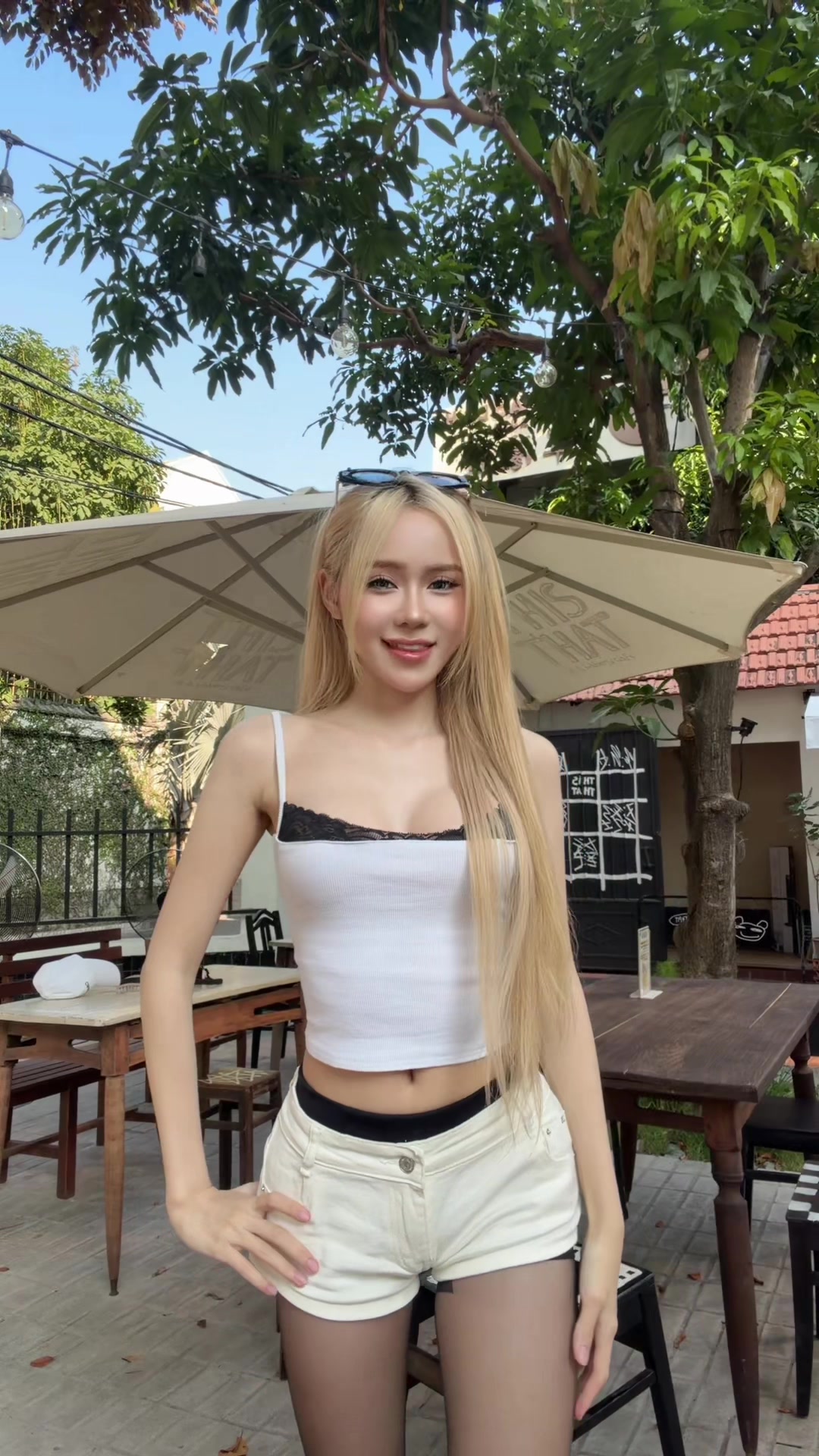 @La Hoàng Kỳ Duyên