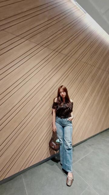 @Vi
