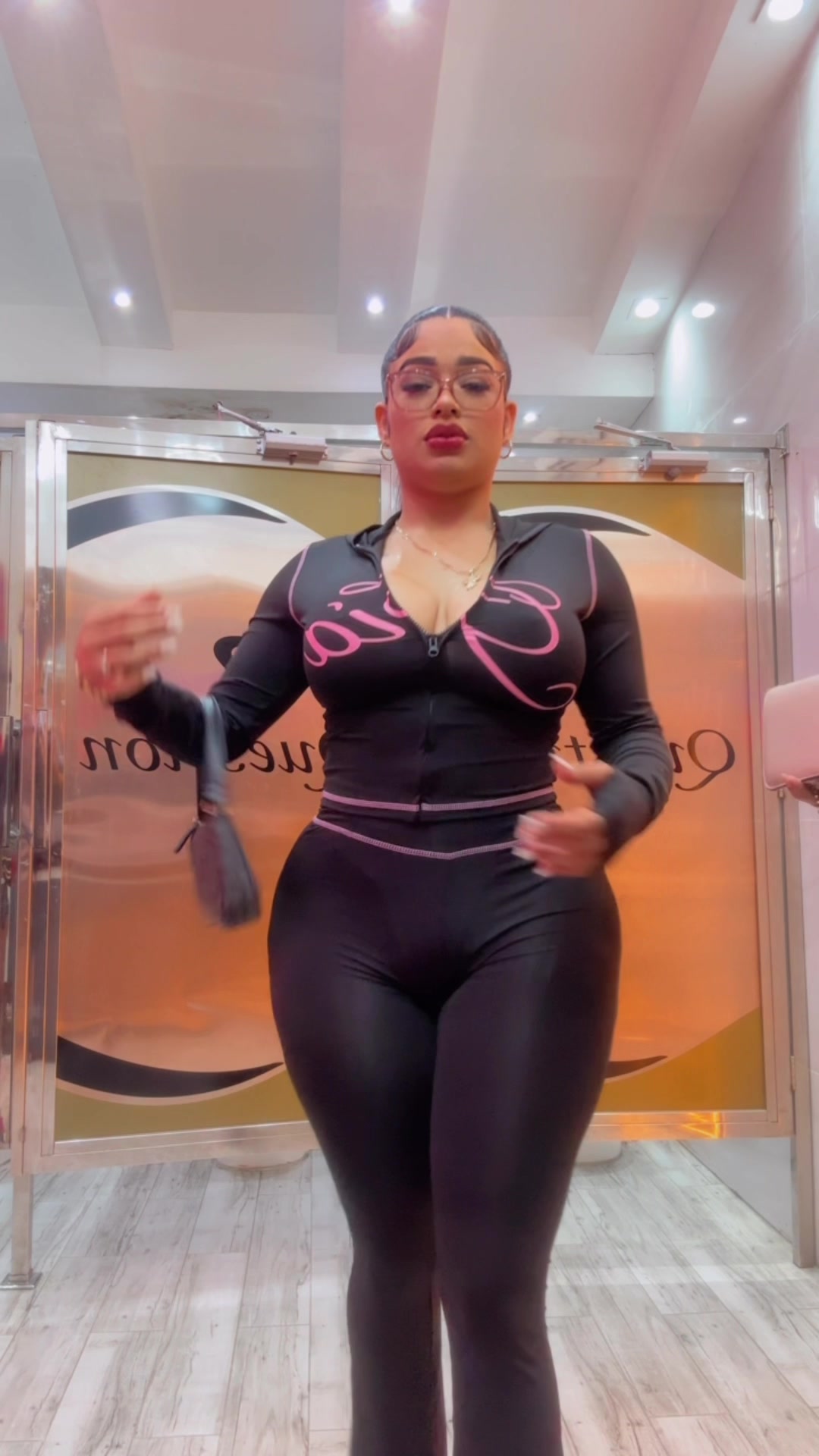 @FansLatin