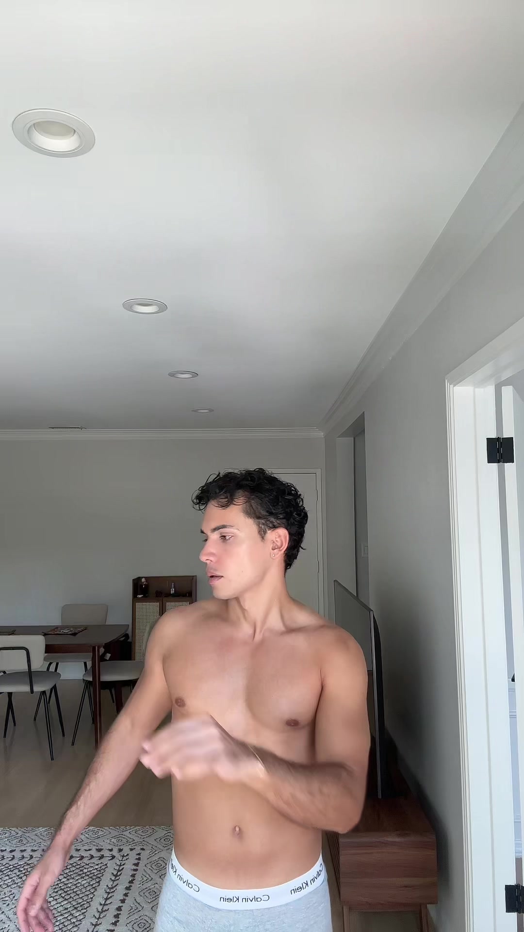 @antonio_bisoux