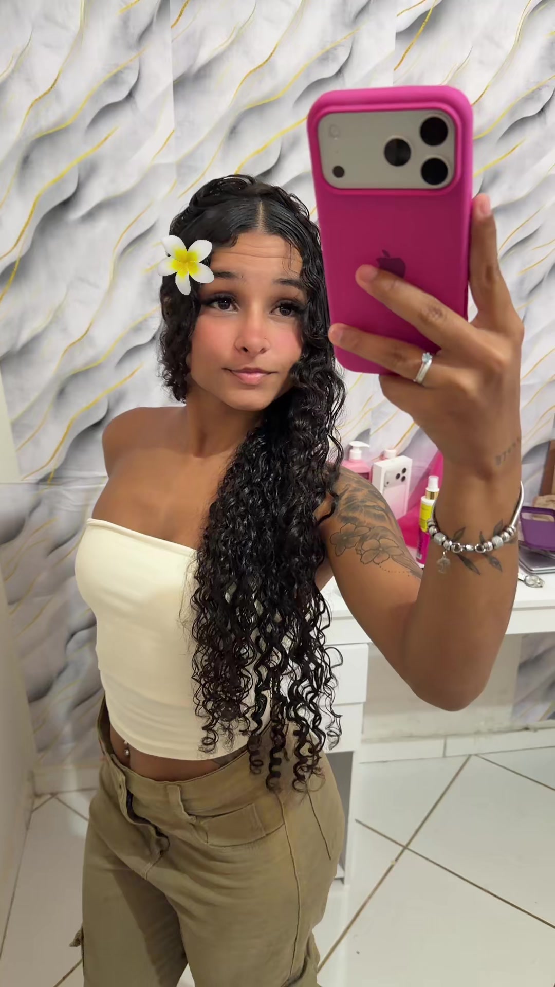 @00_laylinhaa