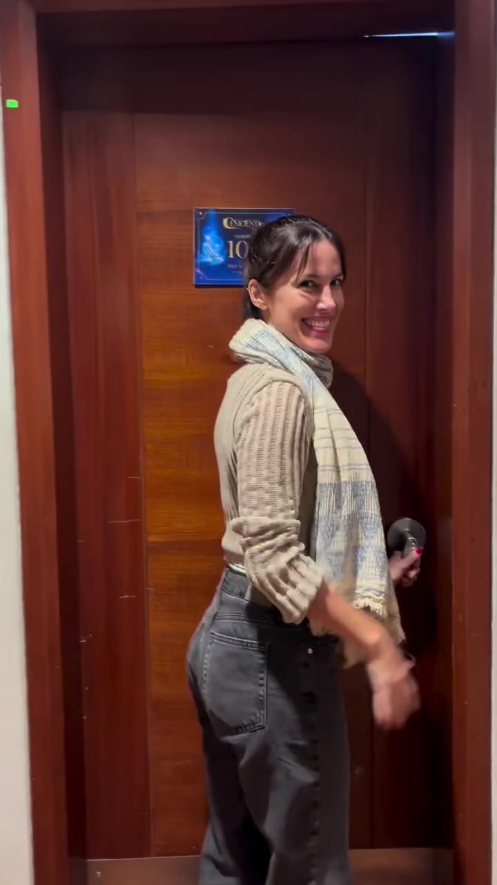 @tatialcantaraofficial