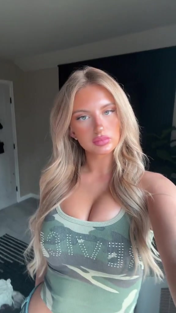 @LOGANEAKLE