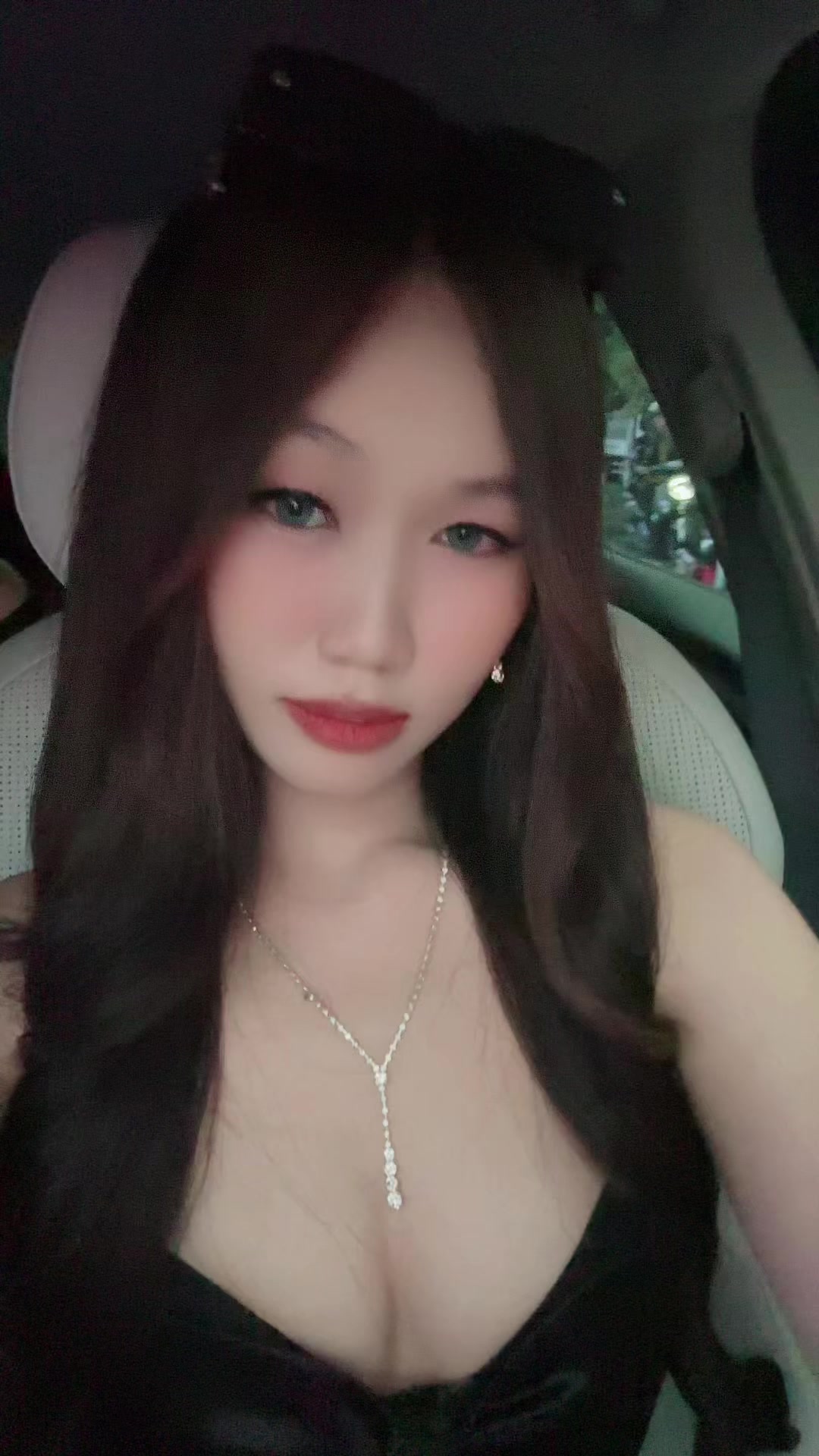 @Lynaa
