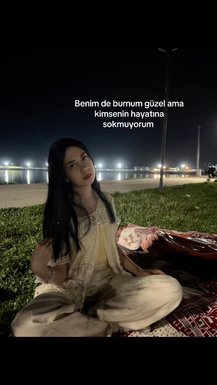 @alenalorii