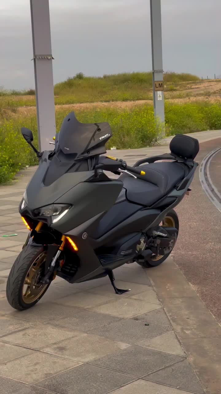 @โ๏ธ๐King_Moto_Dz_16๐โ๏ธ