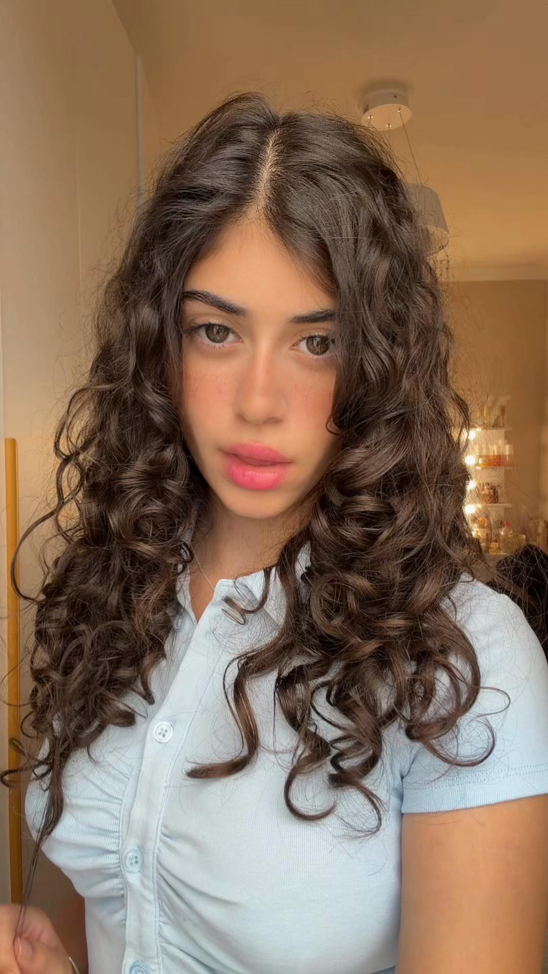@nanikocoraline