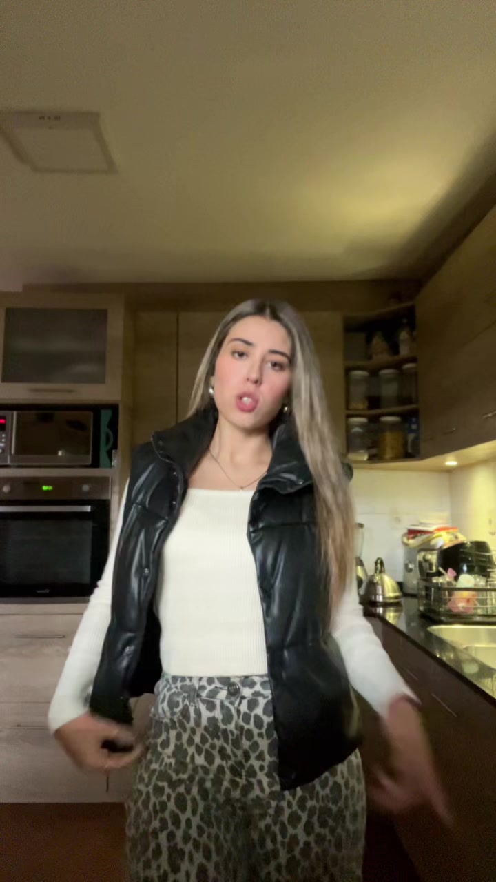 @Sofii