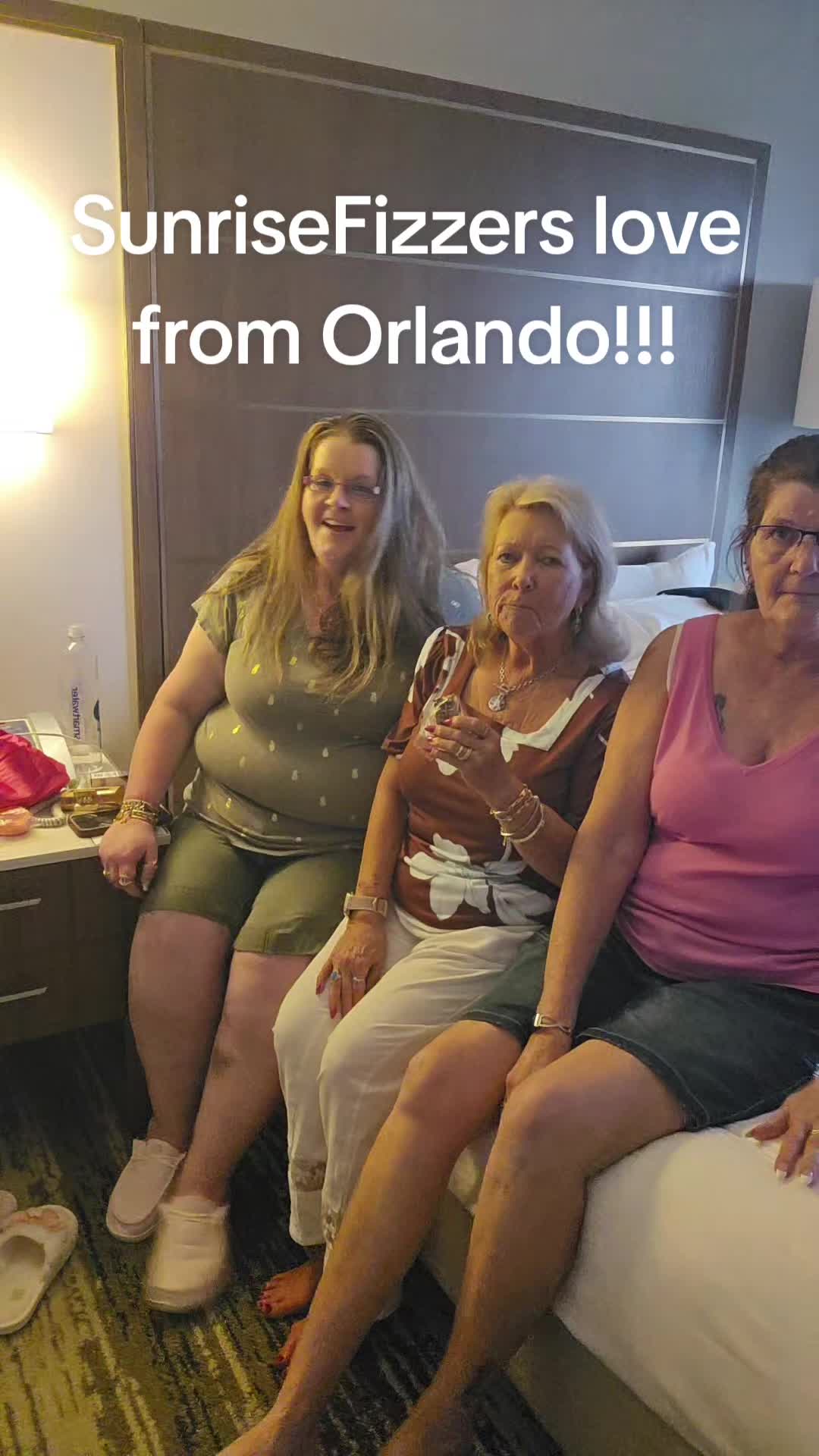 @BoyMomFizzySunrise 💞