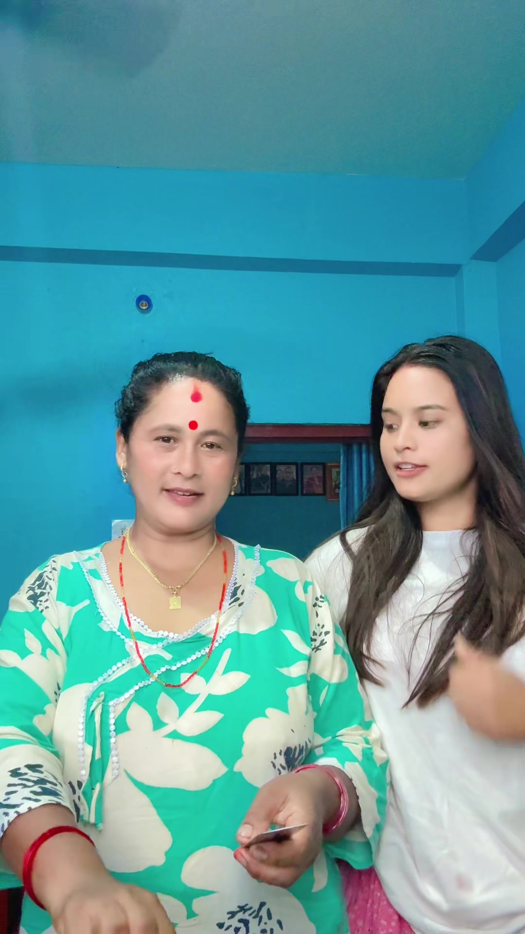 @Suरक्षा अधिकारी 🌈💫