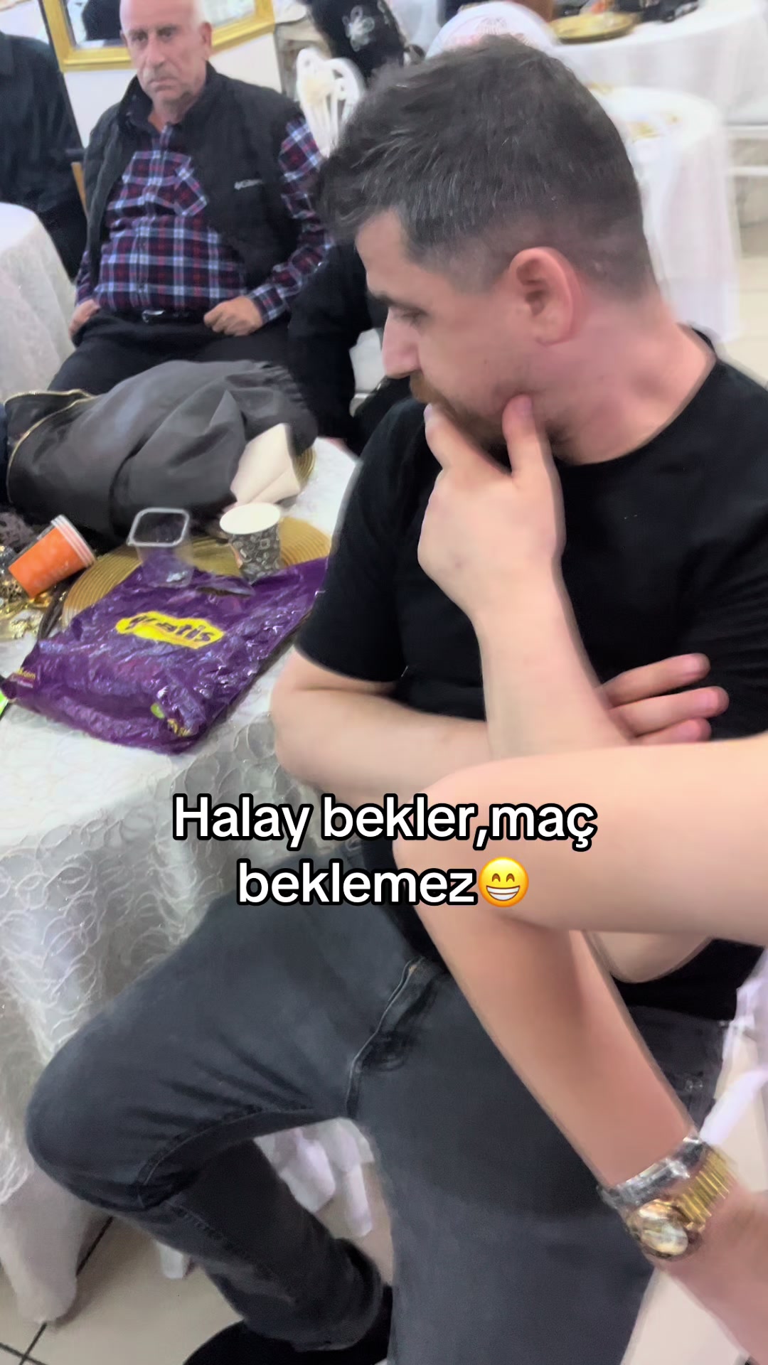 @e.svgnn