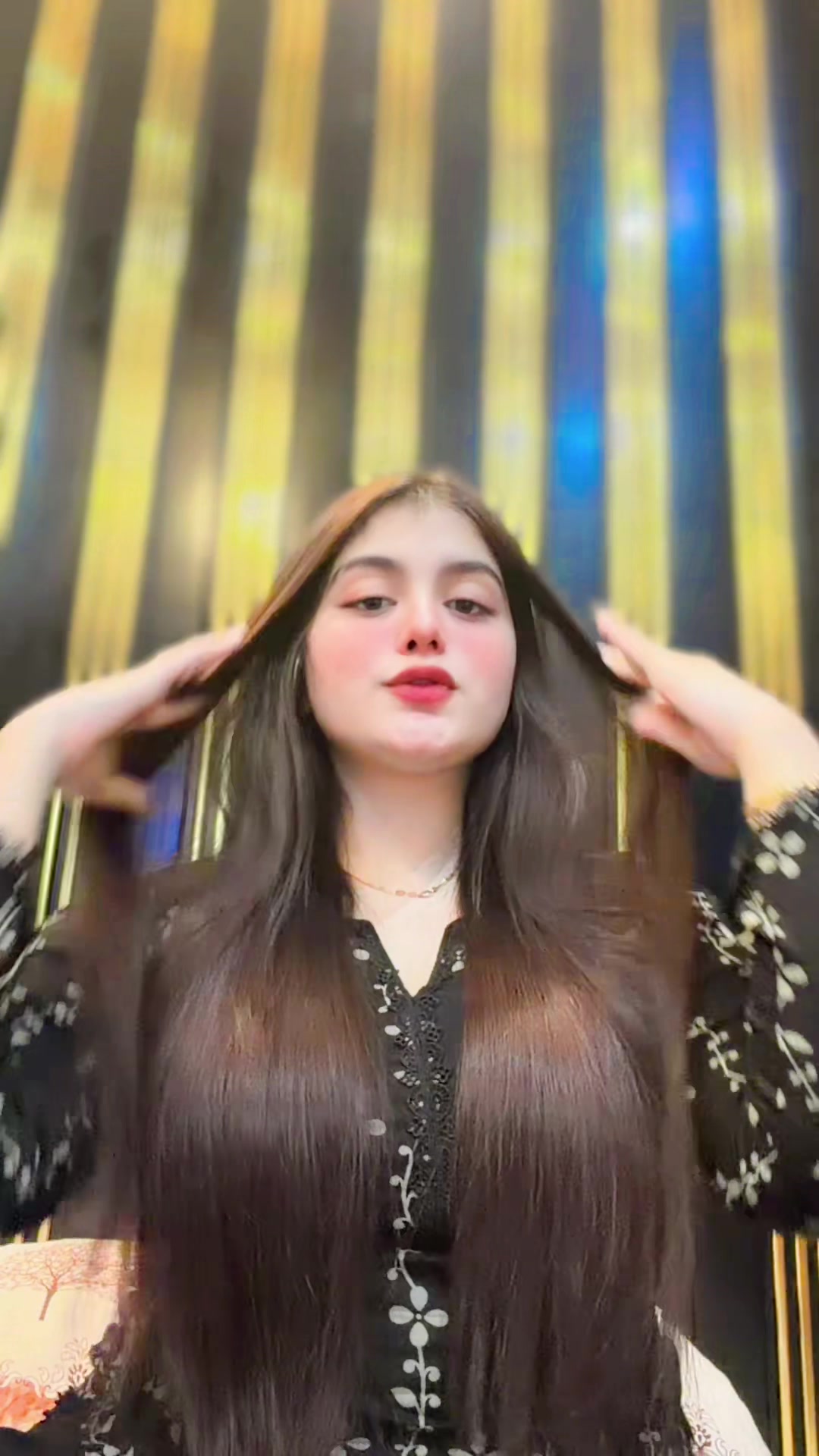 @Amna butt🌺