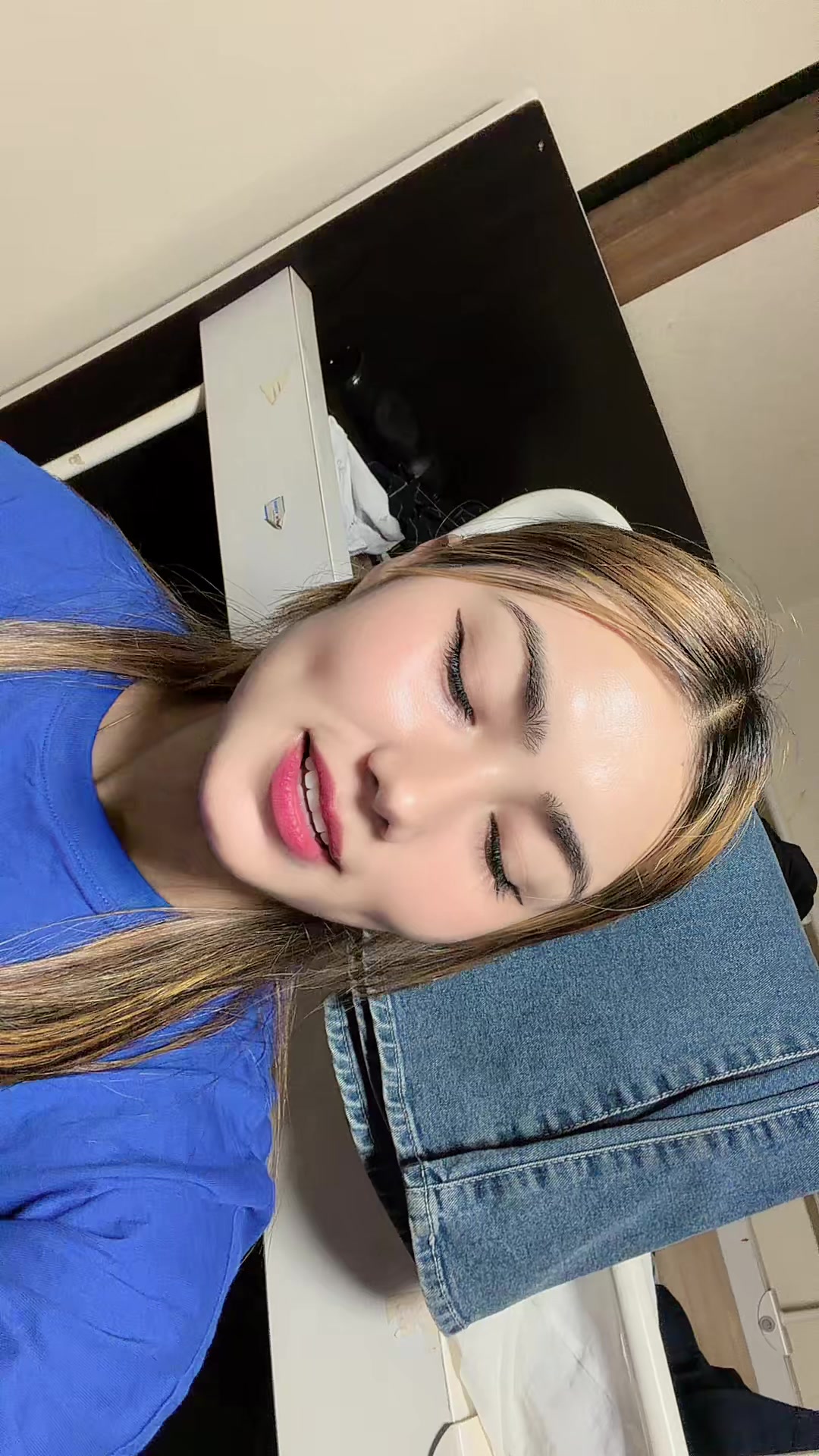@🦋🧿🇯🇵里真 軽木🇳🇵🧿🦋