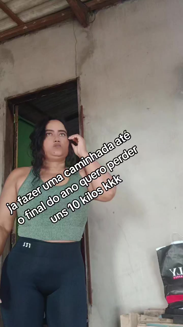 @taina e thania