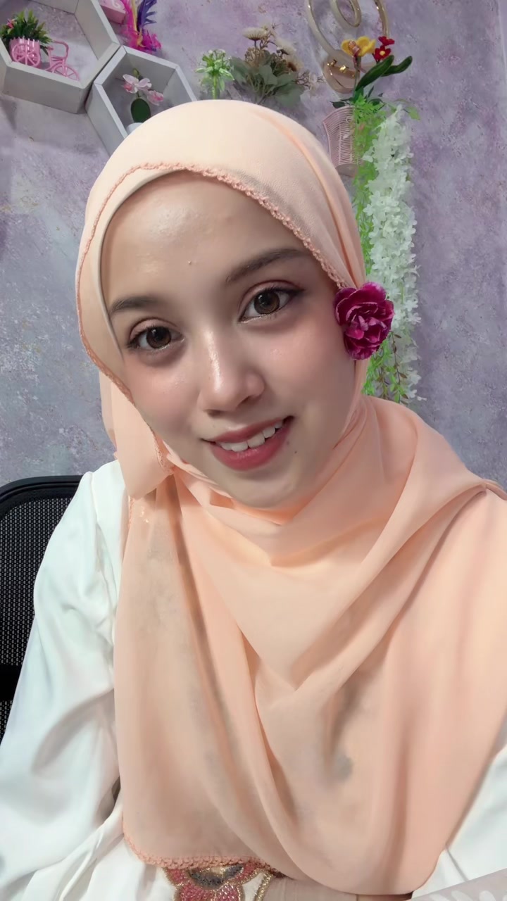 @Arzinaahmad