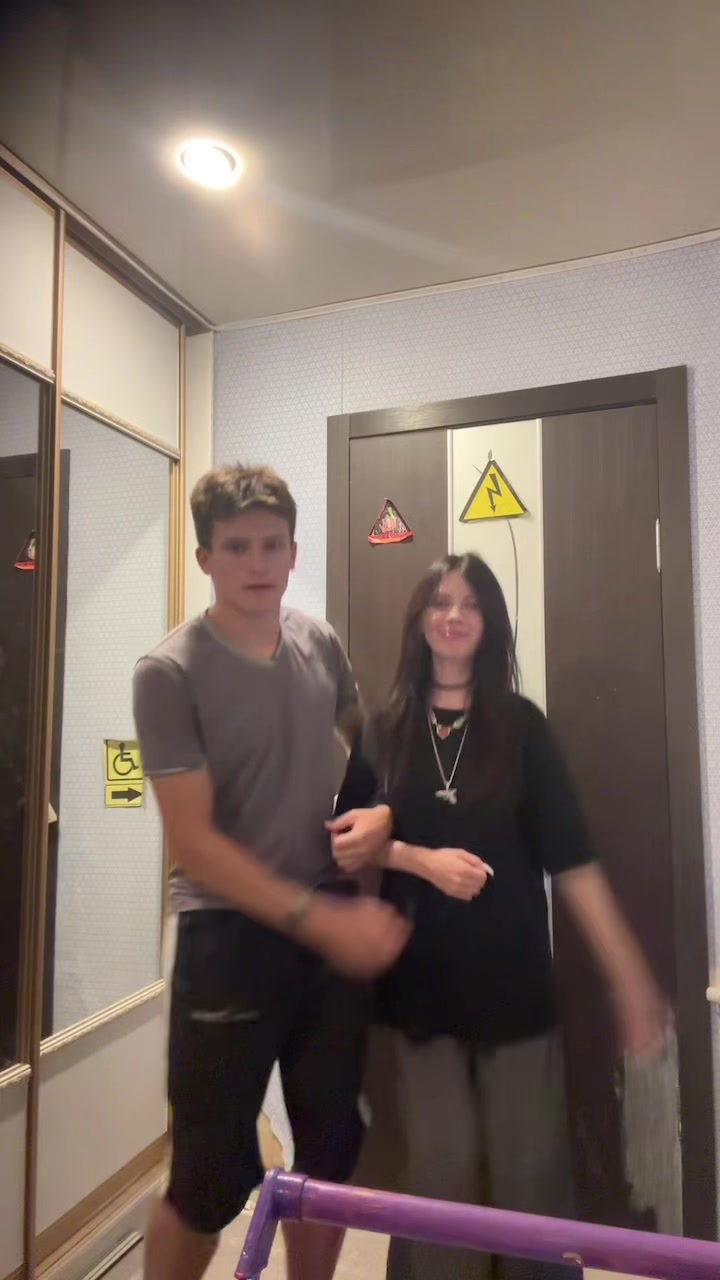 @Алиска ☮️ 🍏