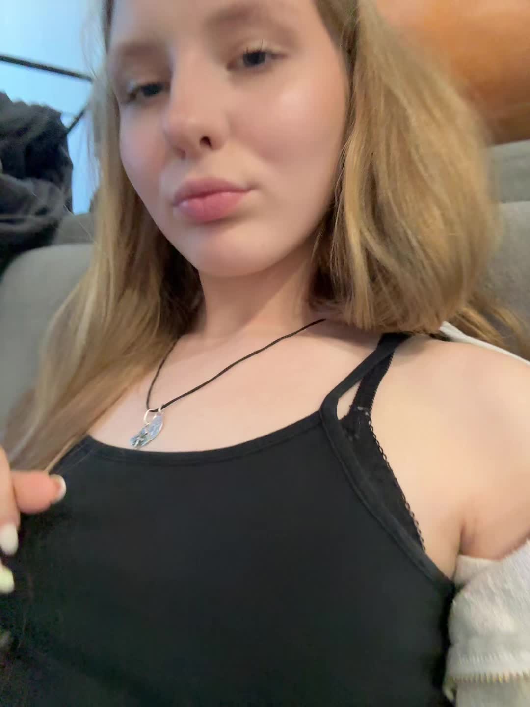 @lirika