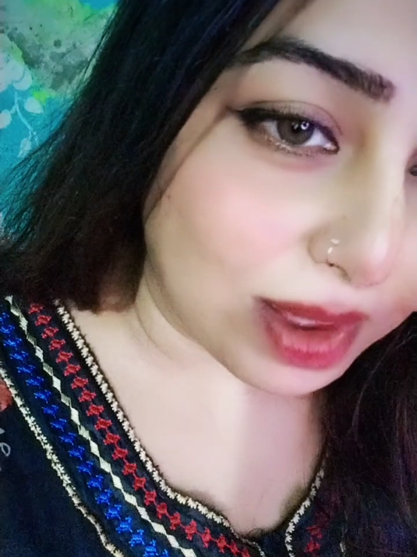@Neha Live