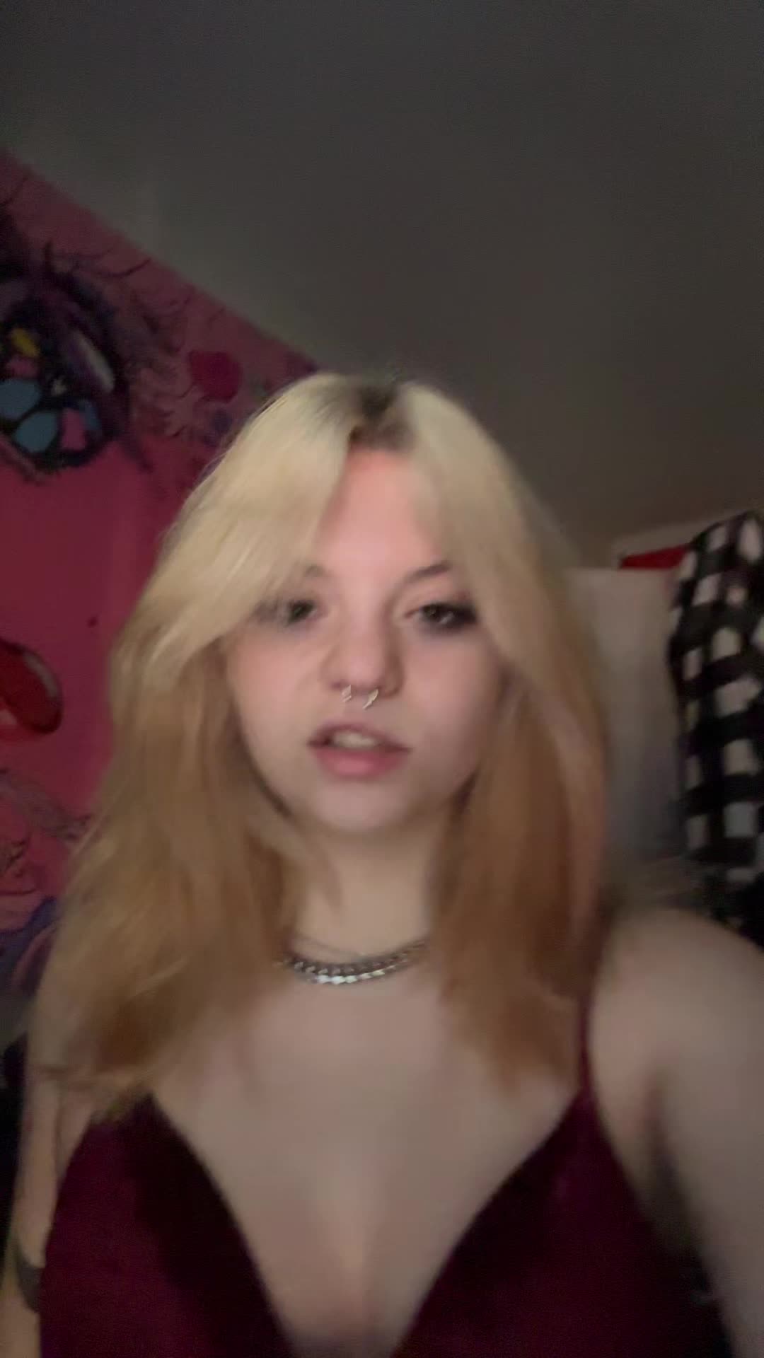 @:3
