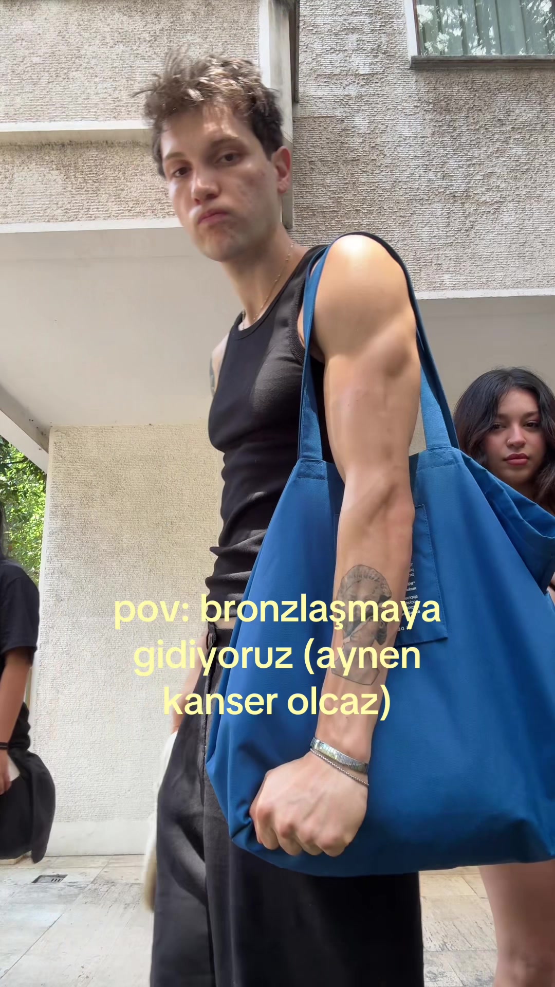 @Uyav
