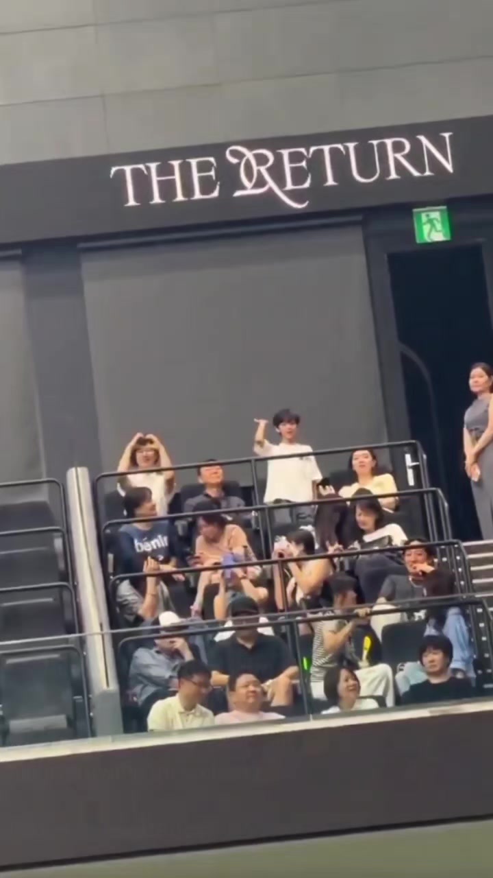 @Junho_onLeeyz