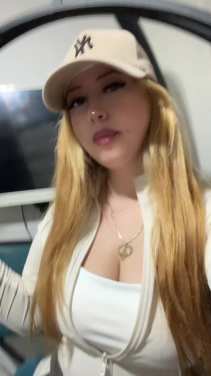 @evin_demir__