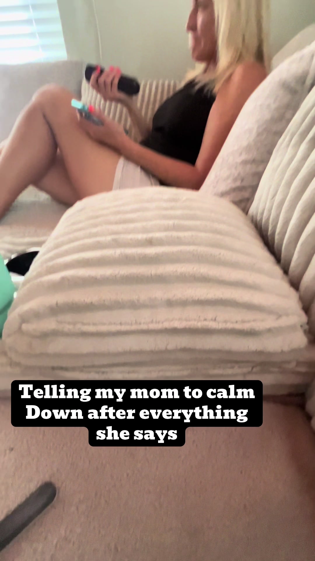 @mia.banales