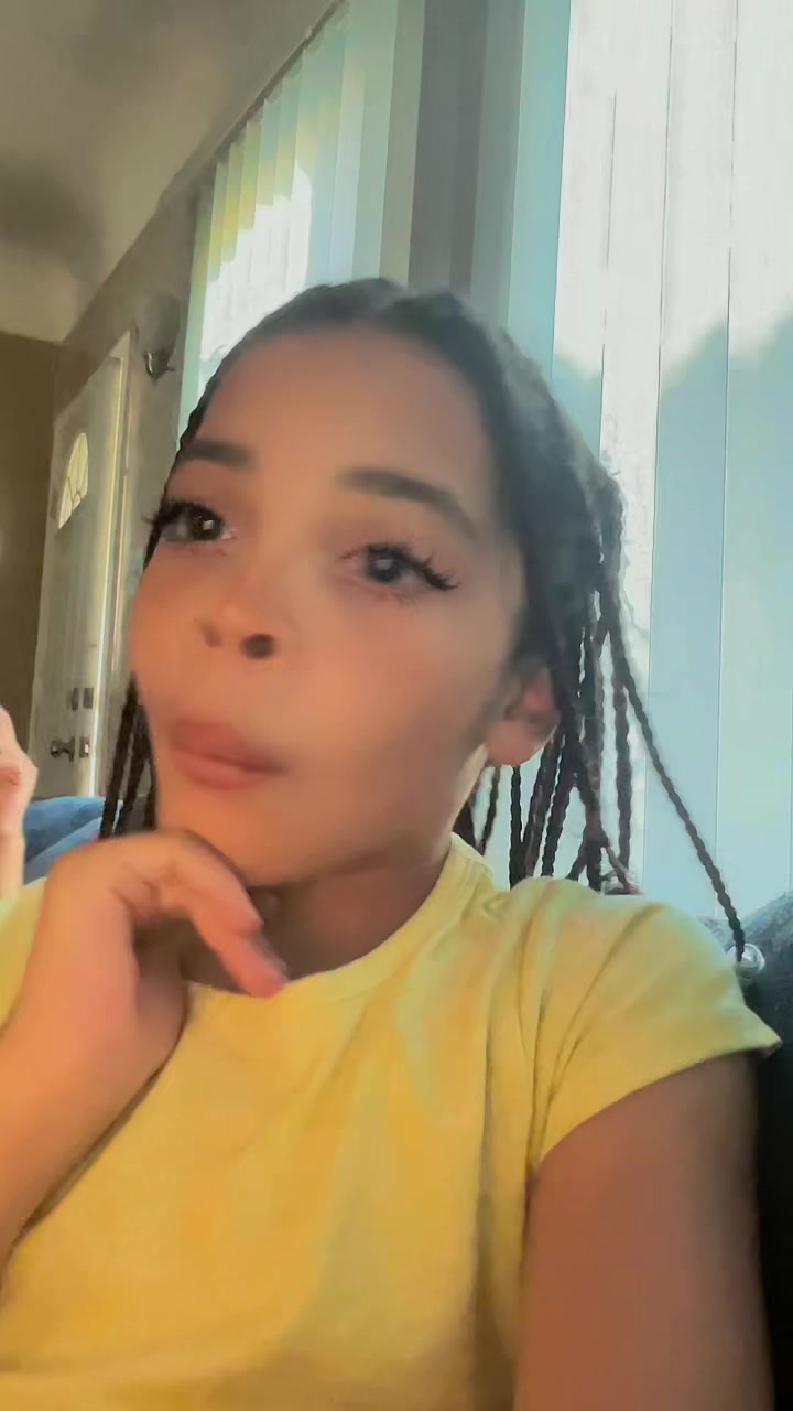 @TwinLadiB27