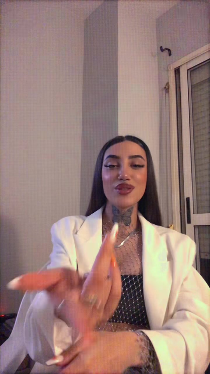 @Tukarol🧛🏻♀️