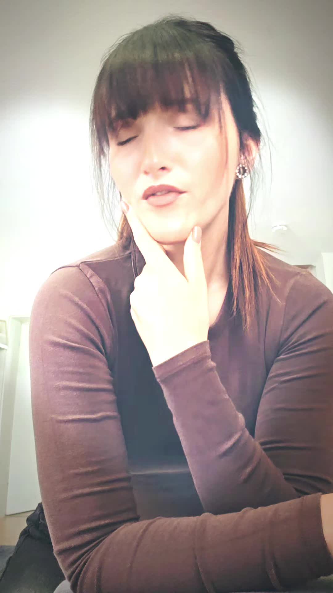 @_J E N N E T_