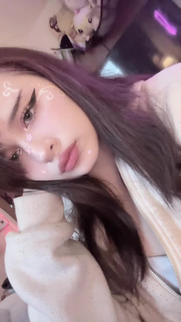 @𐙚⊹₊кєℓѕ₊⊹𐙚(ᴇᴍᴏ ᴠᴇʀsɪᴏɴ)