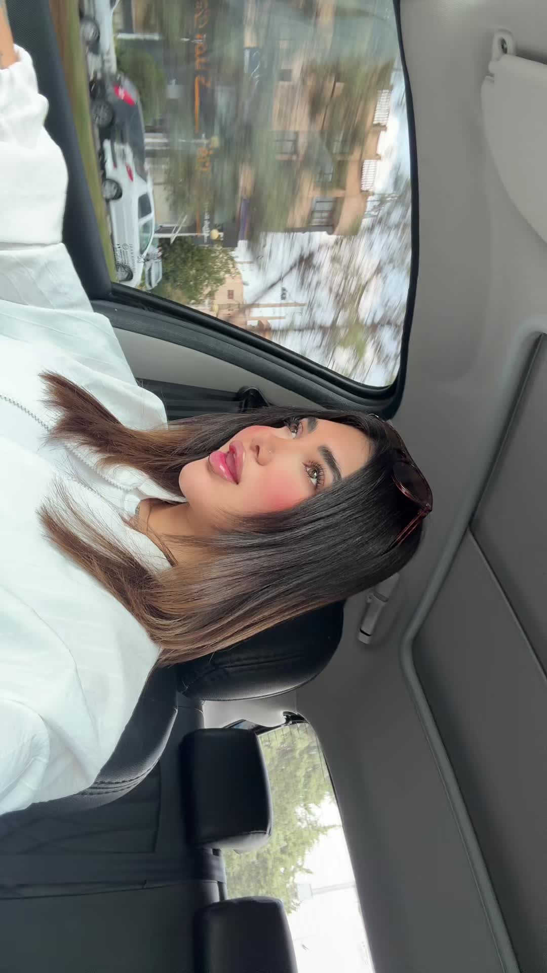 @yasna_moradi